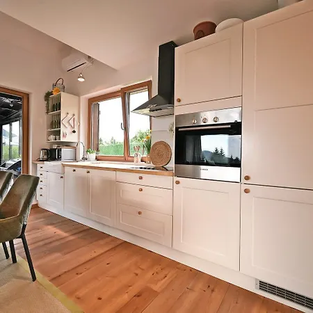 Casa Luna ヴィラ ラブナ・ゴラ